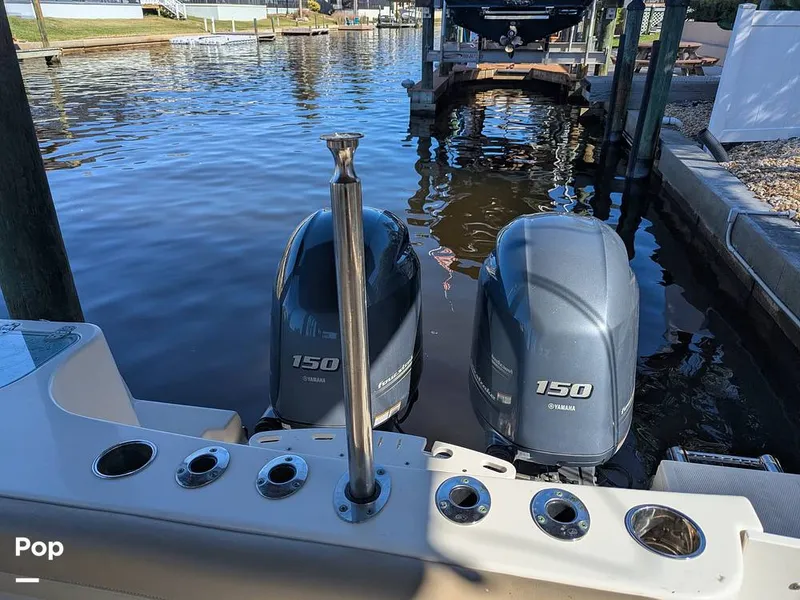 Slide: The Image of Hideaway Ski Pole - 16064445