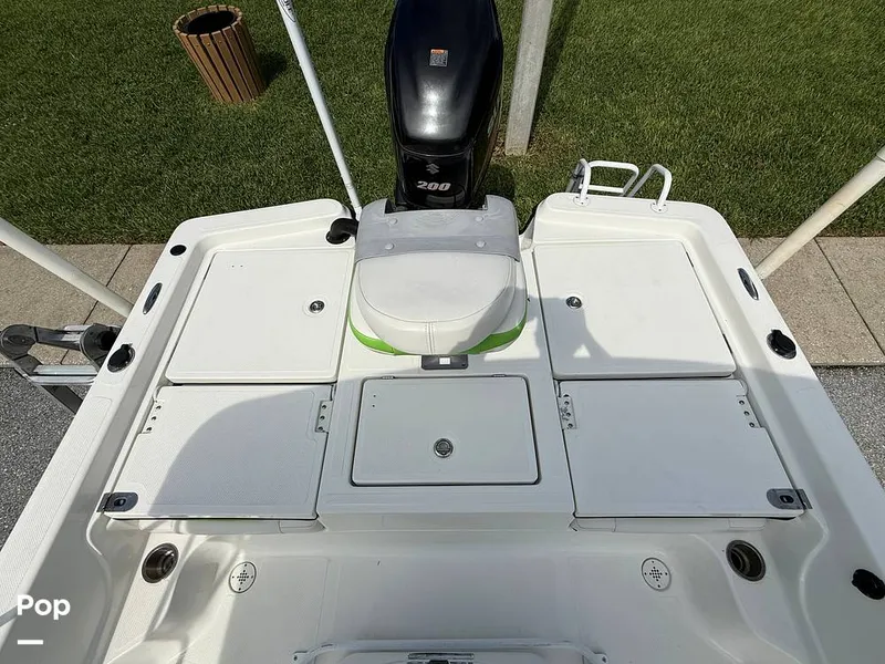 Slide: The Image of Rear Casting Deck With Pedestal Seat &amp; Storage - 15747900