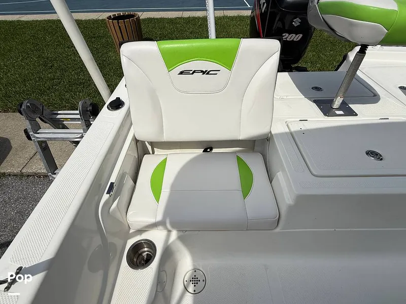 Slide: The Image of Epic 22SC 2014 - 15747947