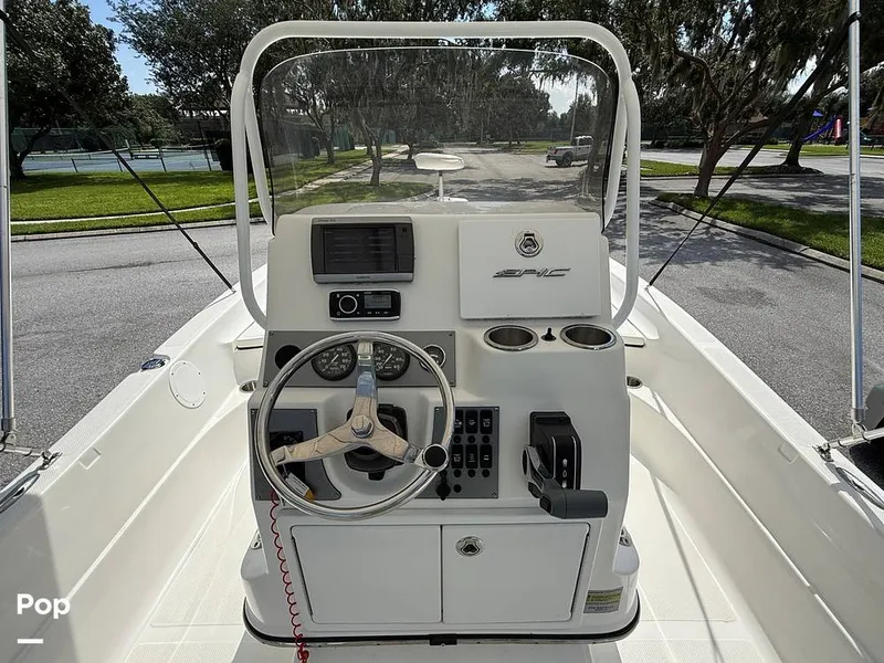 Slide: The Image of Helm Station - 15747903