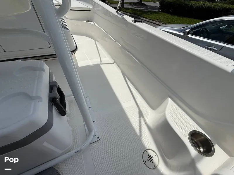 Slide: The Image of Epic 22SC 2014 - 15747976