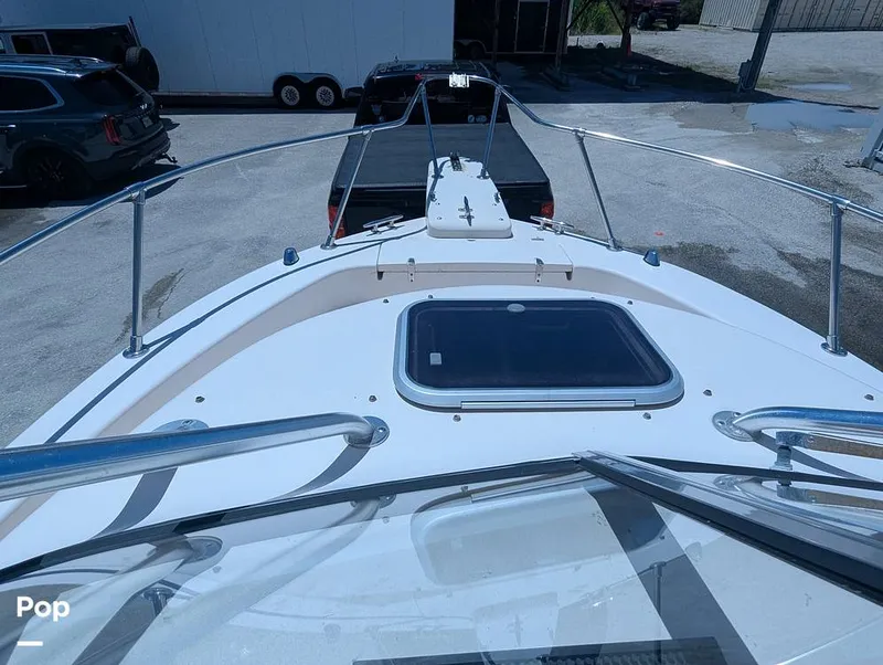 Slide: The Image of Grady-White Seafarer 228 2000 - 15746195