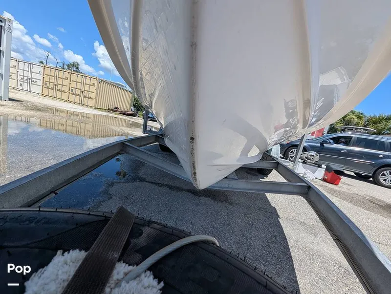 Slide: The Image of Grady-White Seafarer 228 2000 - 15746384