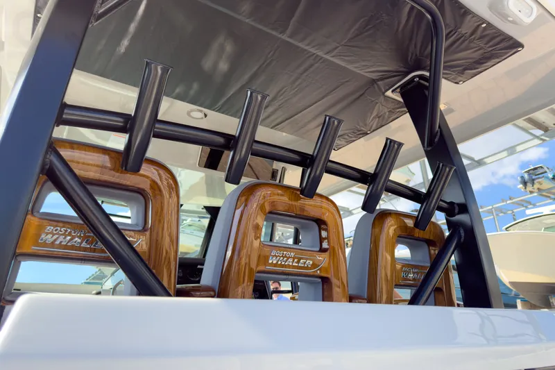 Slide: The Image of Boston Whaler 380 Outrage 2026 - 11