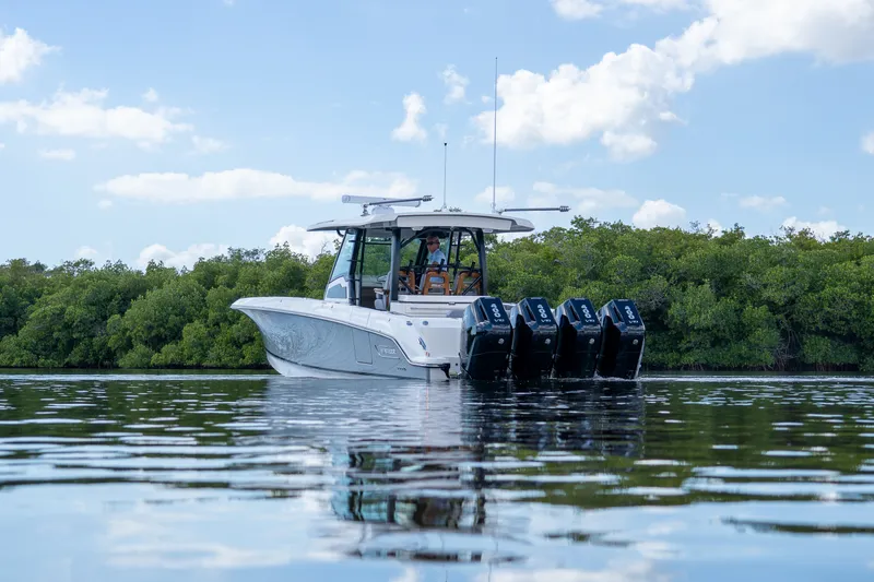 Slide: The Image of Boston Whaler 380 Outrage 2026 - 33