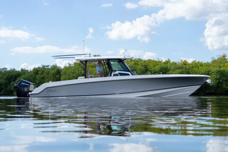 Slide: The Image of Boston Whaler 380 Outrage 2026 - 36