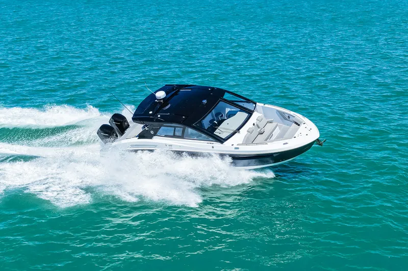 Slide: The Image of Cruisers 42 GLS Outboard 2026 - 29