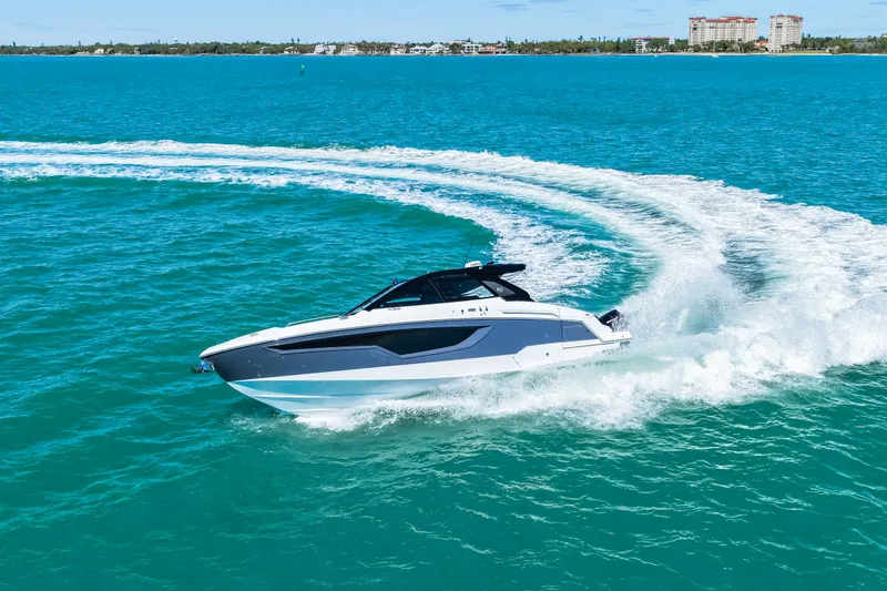 Slide: The Image of Cruisers 42 GLS Outboard 2026 - 30