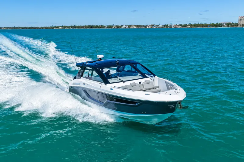Slide: The Image of Cruisers 42 GLS Outboard 2026 - 53