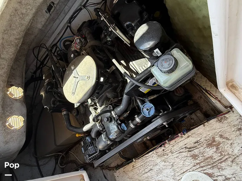 Slide: The Image of Hurricane 217SD 2002 - 15954574