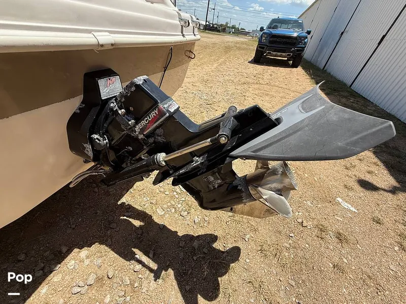 Slide: The Image of Hurricane 217SD 2002 - 15954551