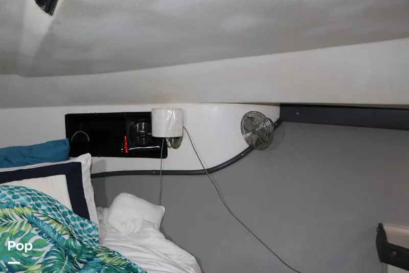 Slide: The Image of Trojan 11 Meter 370 Express 1989 - 15861719