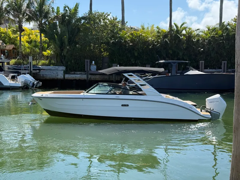 Slide: The Image of Sea Ray SDX 270 Outboard 2026 - 2