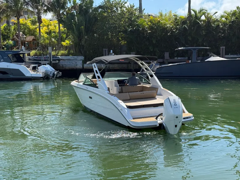 Slide: The Image of Sea Ray SDX 270 Outboard 2026 - 3