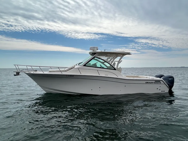 The Image of Grady-White Express 330 2021 - 0