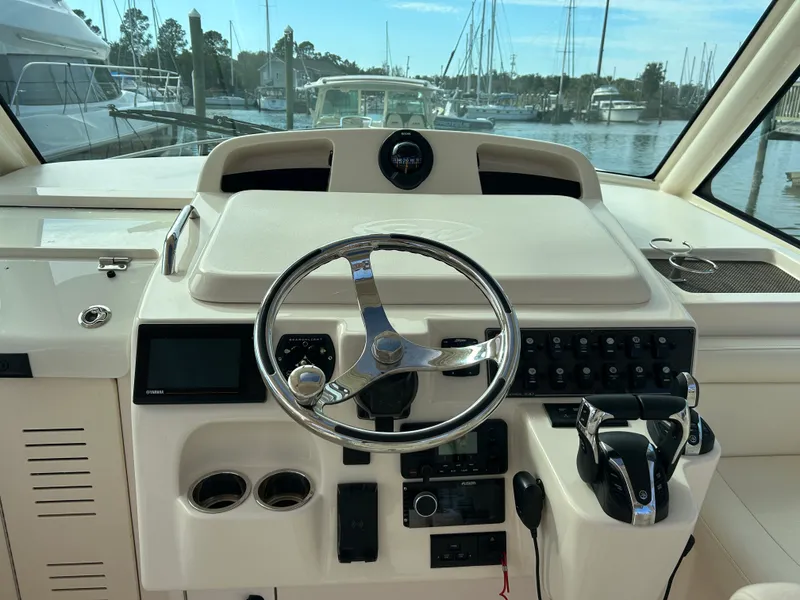 Slide: The Image of Grady-White Express 330 2021 - 19