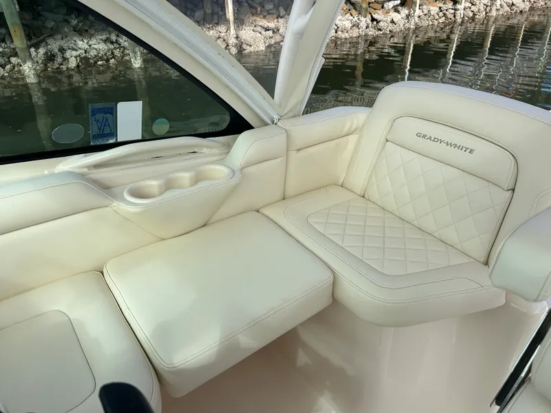 Slide: The Image of Grady-White Express 330 2021 - 20