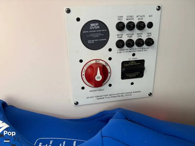 Slide: The Image of Battery Switch/controls - 15802212