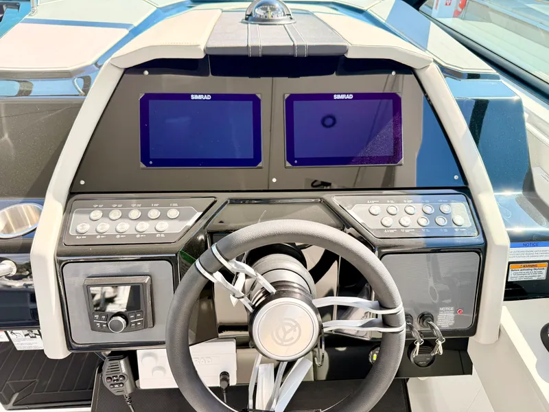 Slide: The Image of Cruisers 34 GLS Outboard 2026 - 54