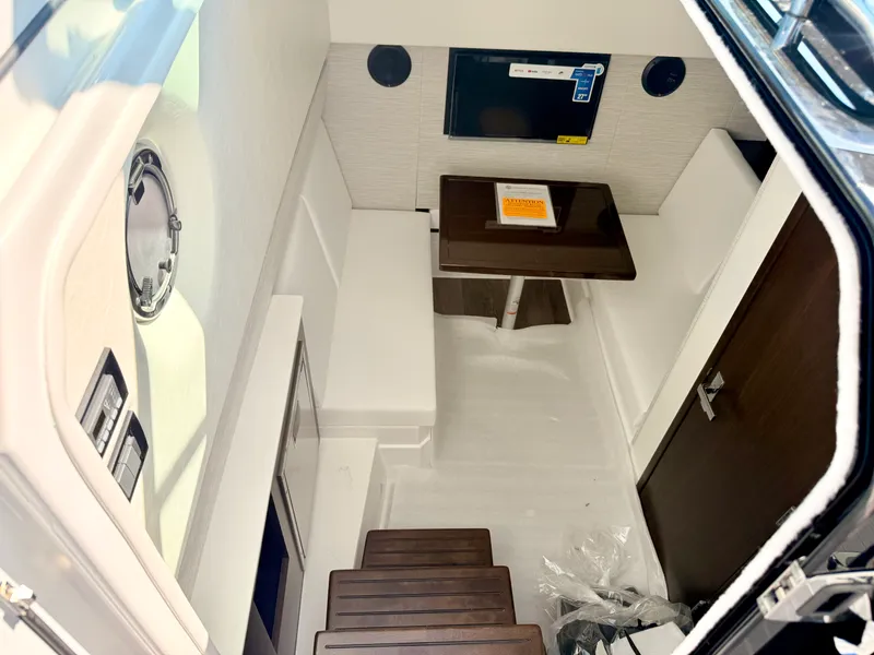 Slide: The Image of Cruisers 34 GLS Outboard 2026 - 59