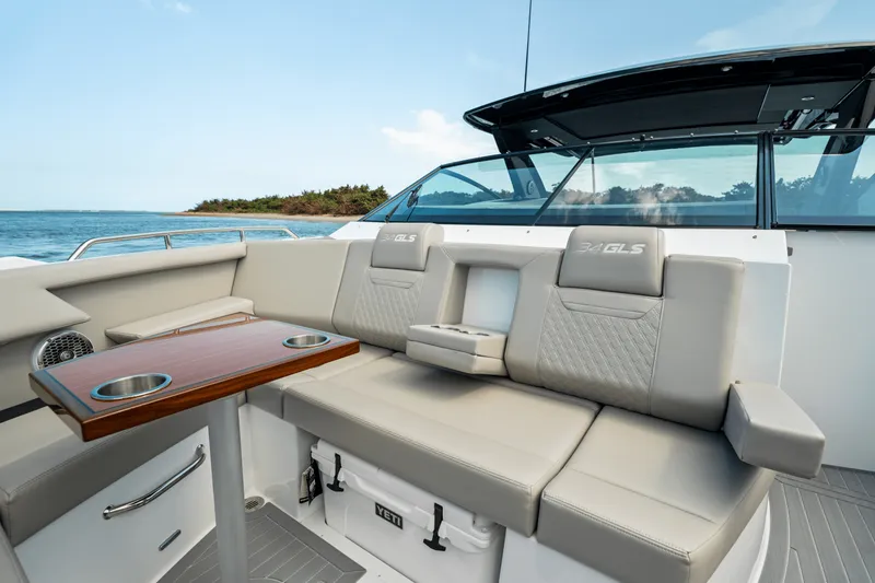 Slide: The Image of Cruisers Yachts 34 GLS Outboard 2026 - 113