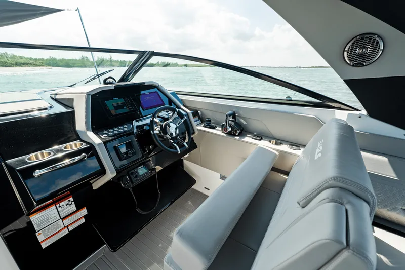 Slide: The Image of Cruisers Yachts 34 GLS Outboard 2026 - 116