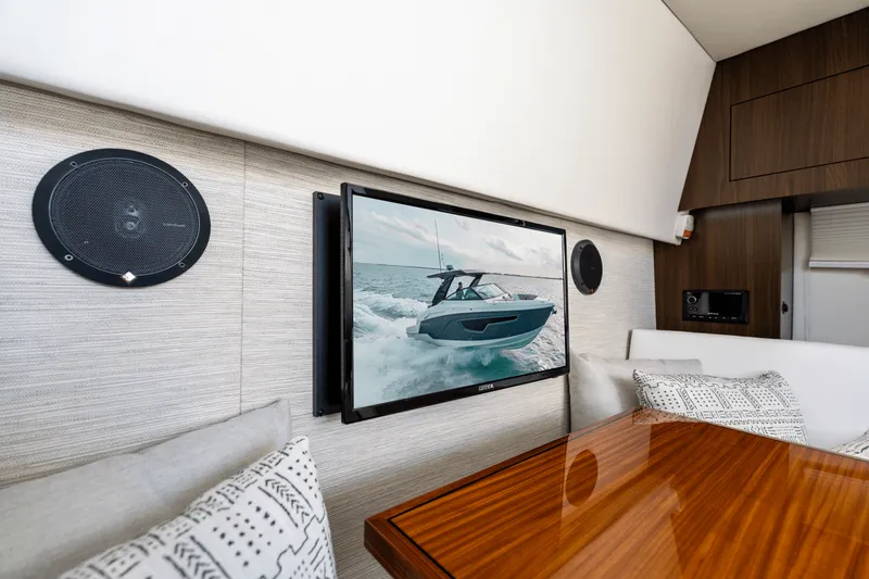 Slide: The Image of Cruisers Yachts 34 GLS Outboard 2026 - 158