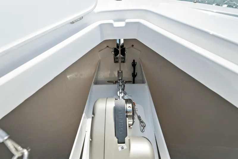 Slide: The Image of Cruisers Yachts 34 GLS Outboard 2026 - 20