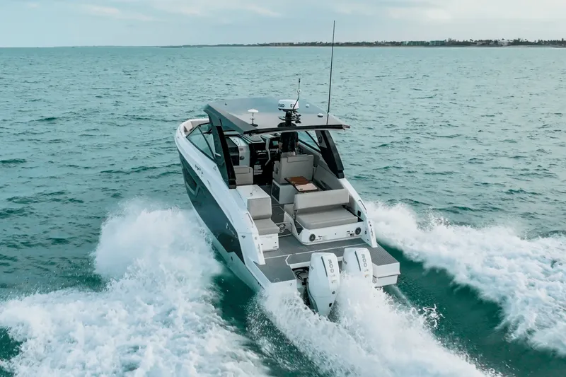 Slide: The Image of Cruisers Yachts 34 GLS Outboard 2026 - 56