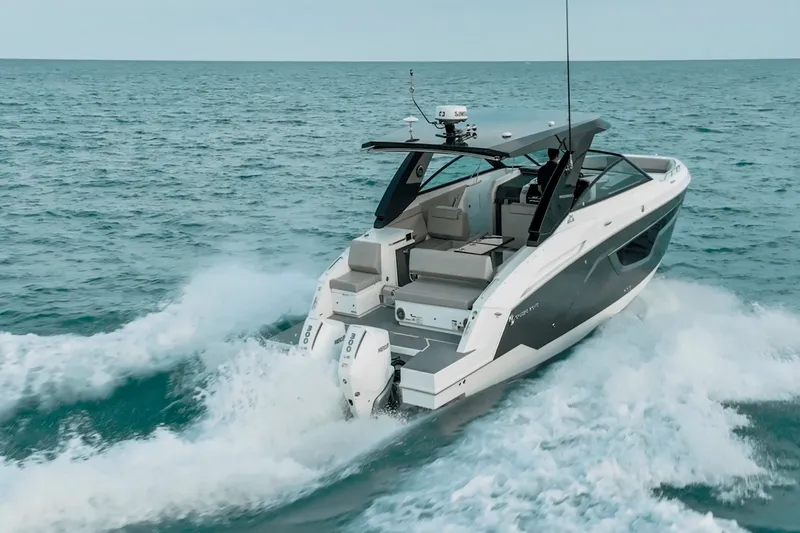 Slide: The Image of Cruisers Yachts 34 GLS Outboard 2026 - 62