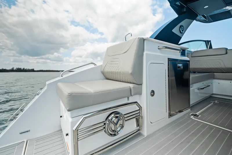 Slide: The Image of Cruisers Yachts 34 GLS Outboard 2026 - 85