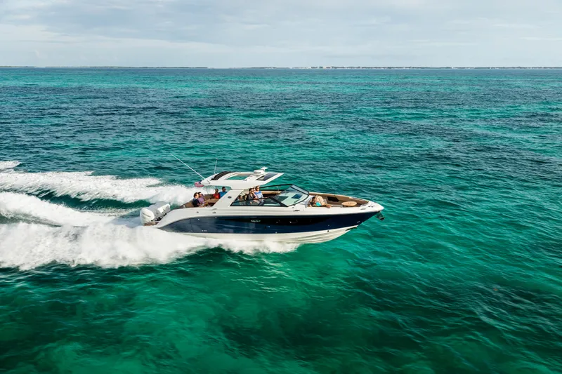 The Image of Sea Ray SLX 400 Outboard 2027 - 0