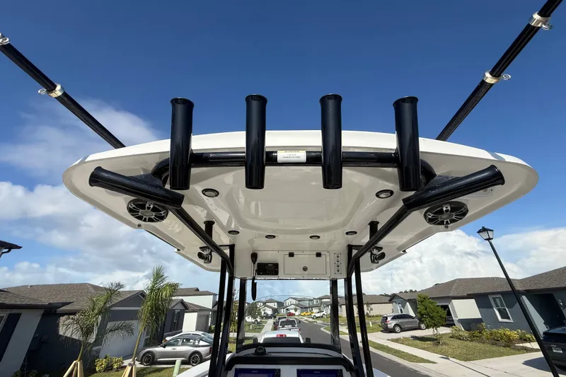 Slide: The Image of Sea Pro 259 Center Console 2019 - 24
