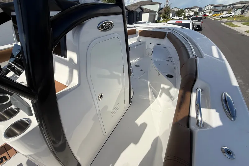 Slide: The Image of Sea Pro 259 Center Console 2019 - 50