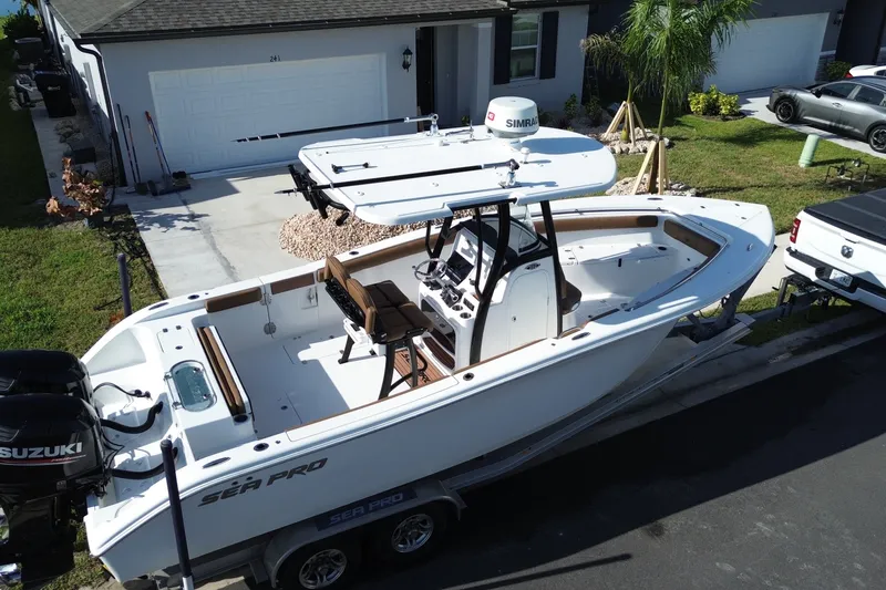 Slide: The Image of Sea Pro 259 Center Console 2019 - 6