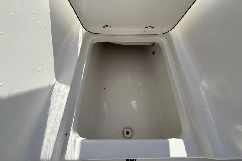 Slide: The Image of Sea Pro 259 Center Console 2019 - 90