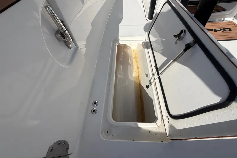 Slide: The Image of Sea Pro 259 Center Console 2019 - 33
