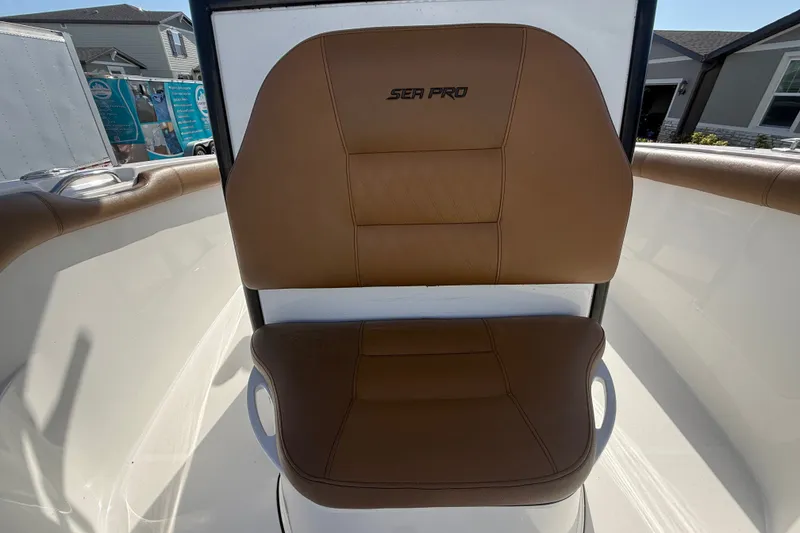 Slide: The Image of Sea Pro 259 Center Console 2019 - 76