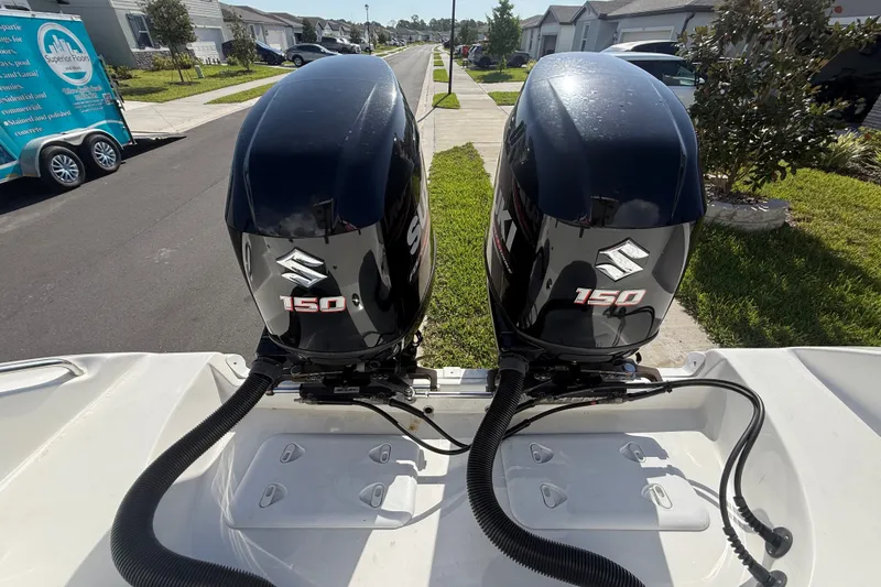 Slide: The Image of Sea Pro 259 Center Console 2019 - 95