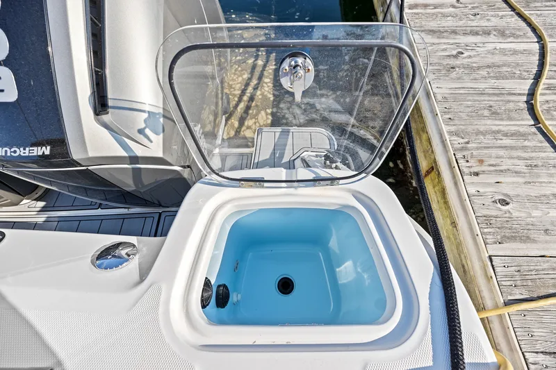 Slide: The Image of Boston Whaler 420 Outrage 2022 - 9