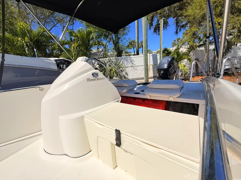Slide: The Image of Boston Whaler 150 Super Sport 2018 - 20