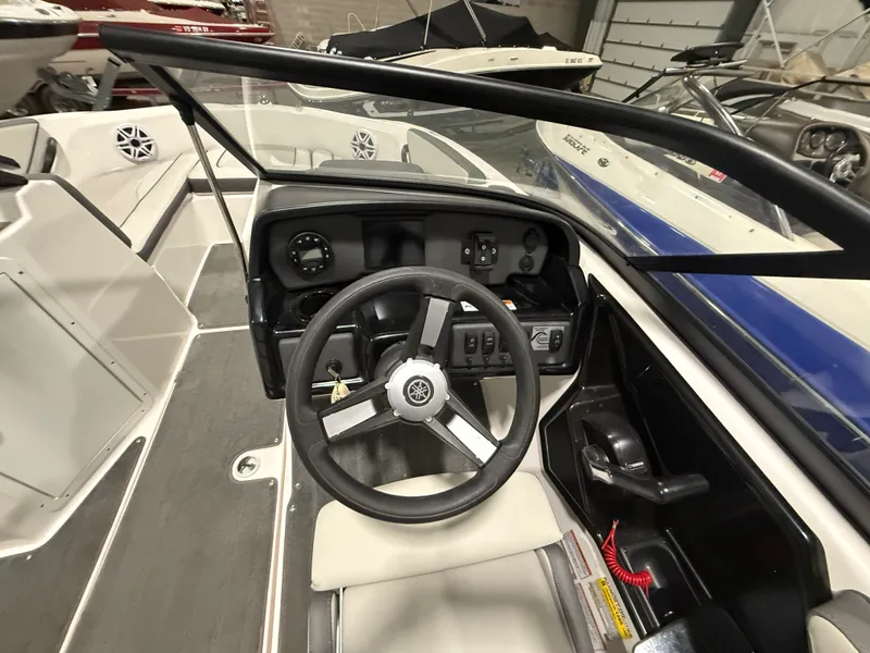 Slide: The Image of Yamaha AR190 2023 - 9