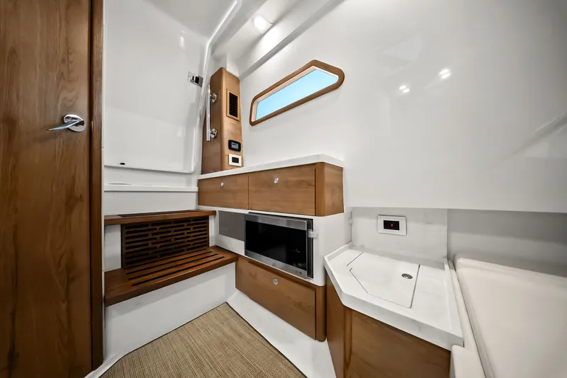 Slide: The Image of Bertram 39CC 2023 - 81