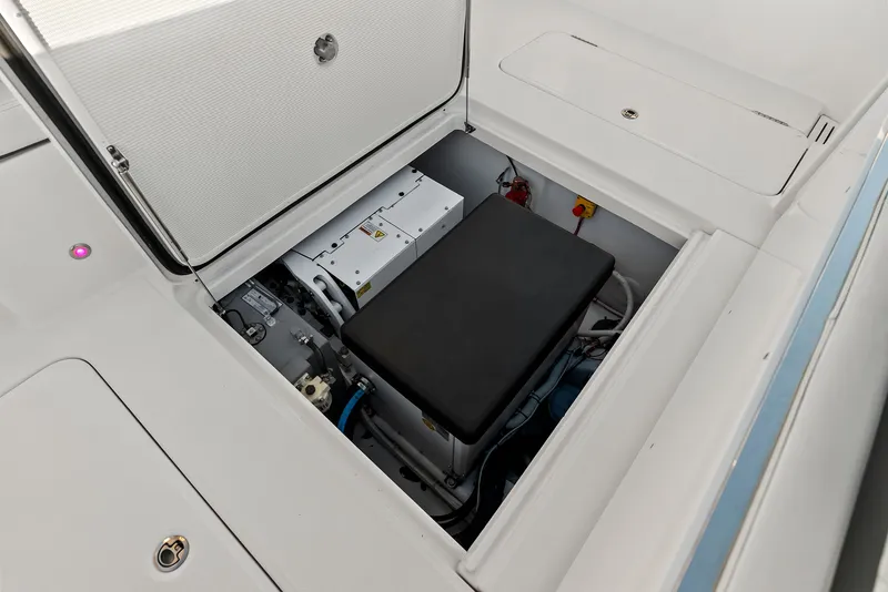 Slide: The Image of Bertram 39CC 2023 - 86