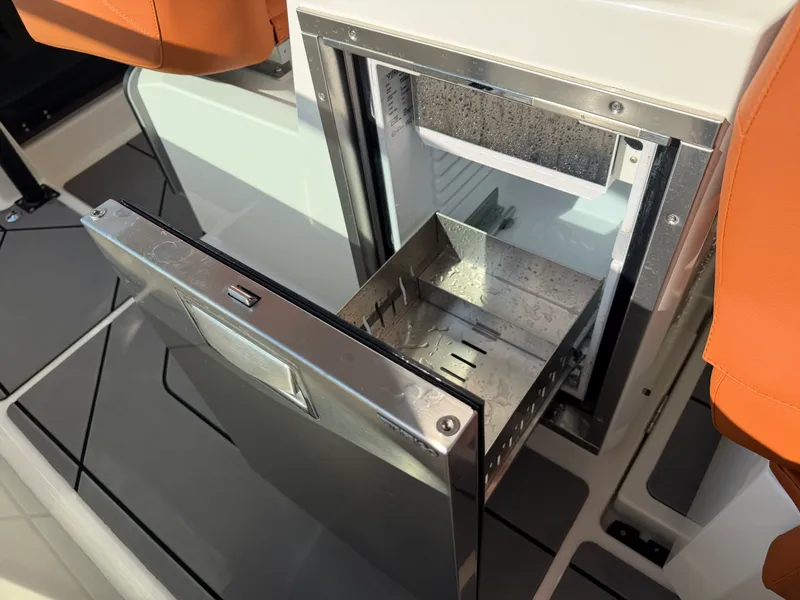 Slide: The Image of Saxdor 320 GTO 2025 - 63