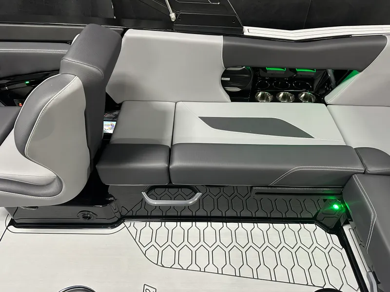 Slide: The Image of Mastercraft NXT22 2026 - 32