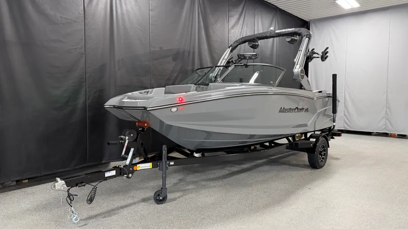 Slide: The Image of Mastercraft NXT20 2026 - 2