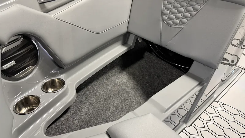 Slide: The Image of Mastercraft NXT20 2026 - 88