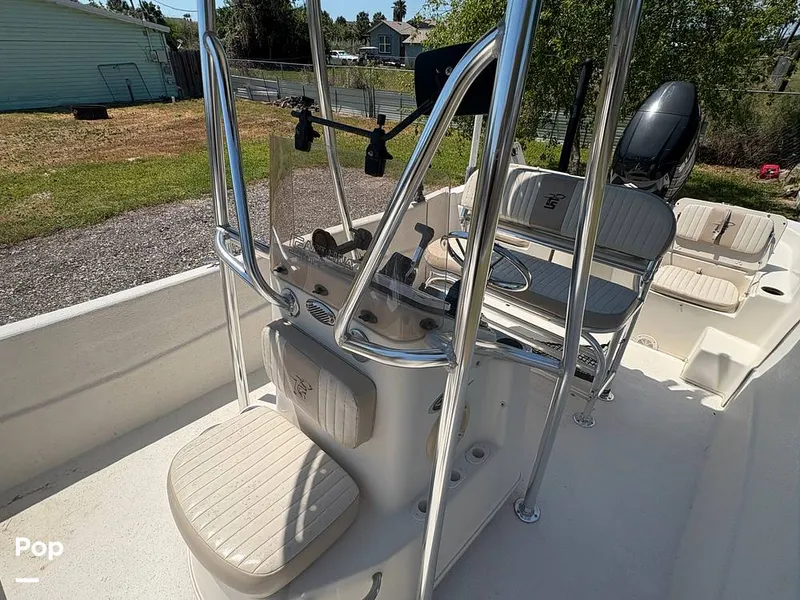 Slide: The Image of Passenger Seat With Backrest/live Well/bait Well - 15727680