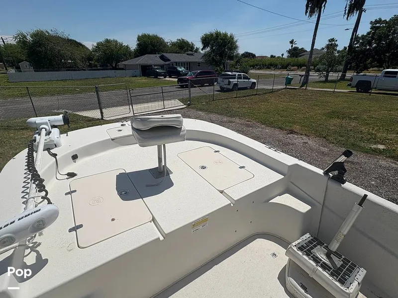 Slide: The Image of Trolling Motor/casting Deck With Storage/pedestal Seat - 15727687